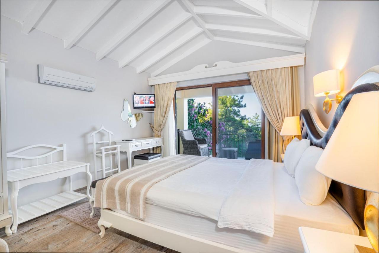 Alya Villa Butik Hotel تورونشْ المظهر الخارجي الصورة
